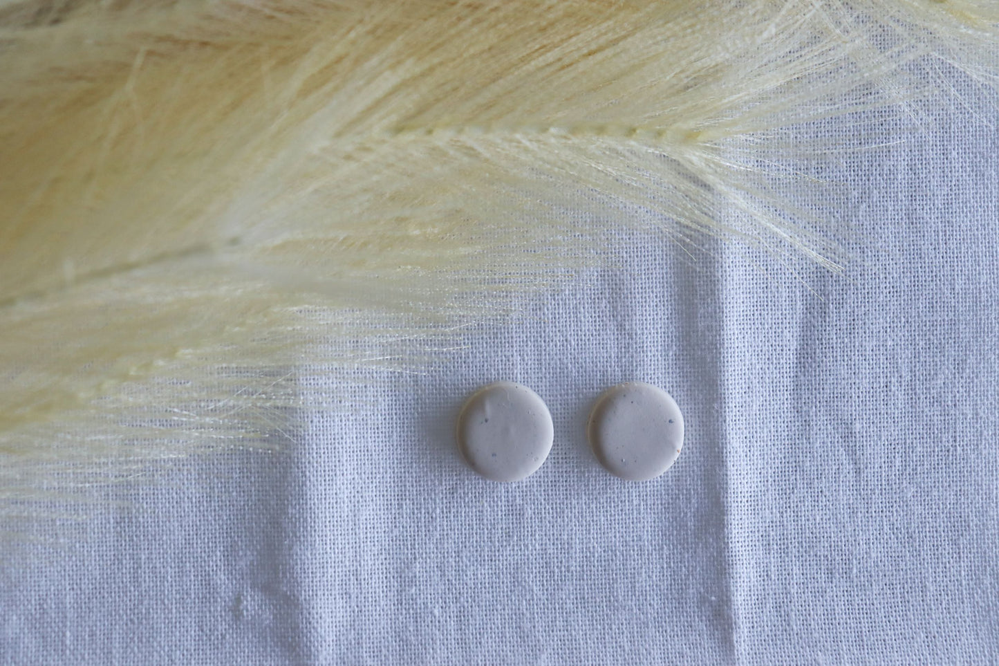 Large Studs | Linen